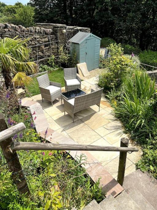 17Th Century Cottage With Hidden Garden Steeton Экстерьер фото